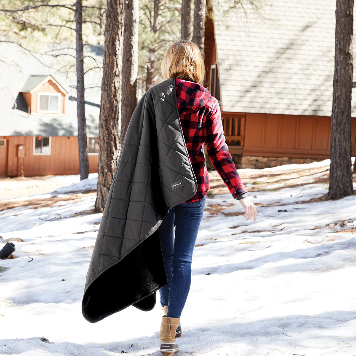 Eddie Bauer® Quilted Insulated Fleece Blanket - Image 3